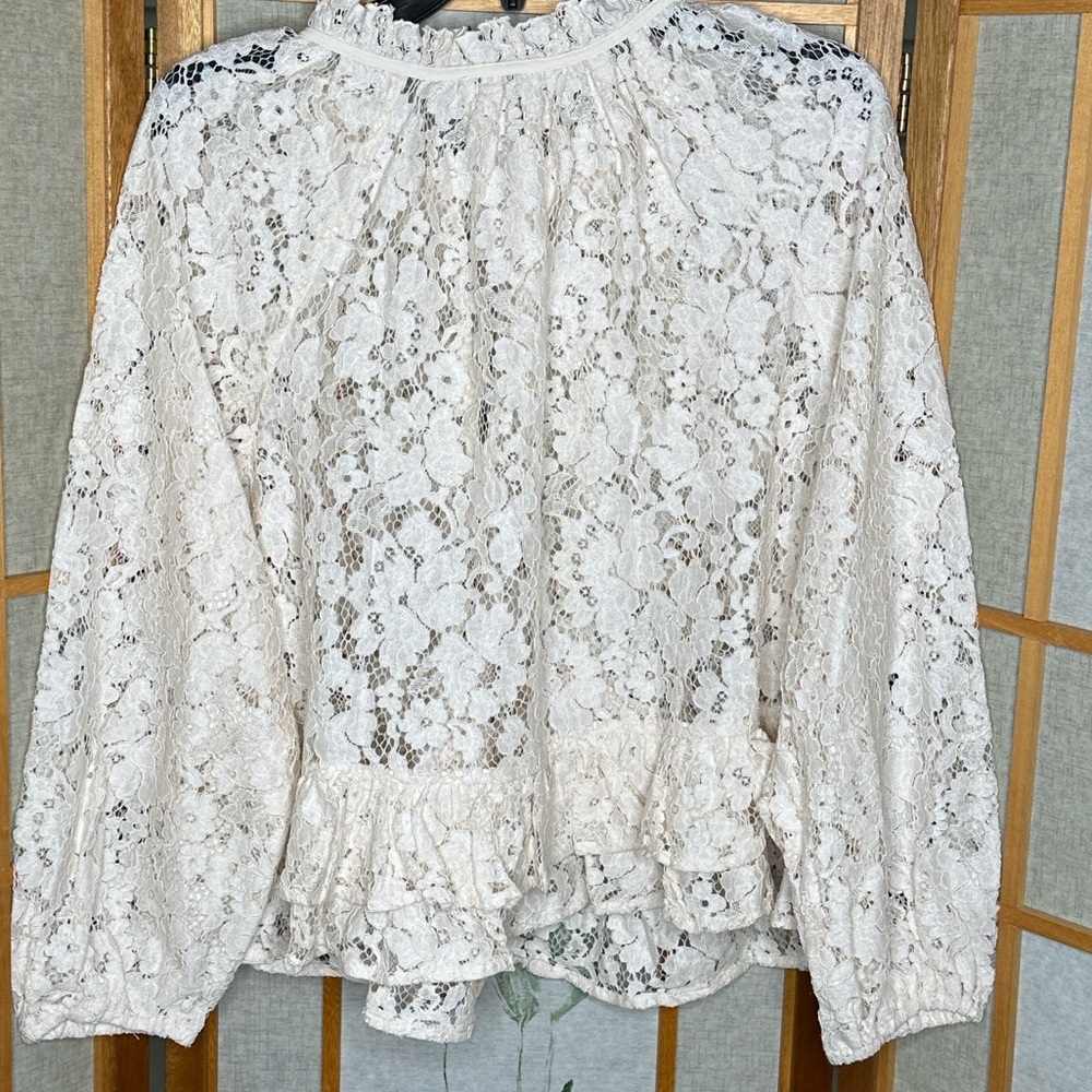 NWT LOFT Women’s Whitecap Cream Floral Lace Ruffle Peplum Blouse Top size L - Picture 7 of 8